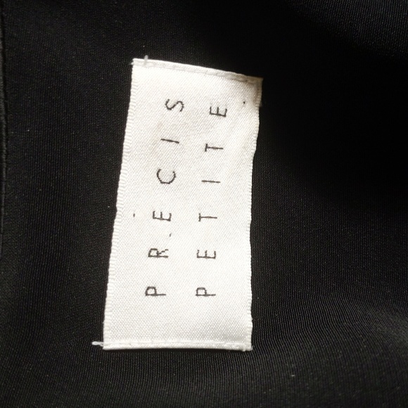 Precis Petite 90s Gown Set - Picture 7 of 16